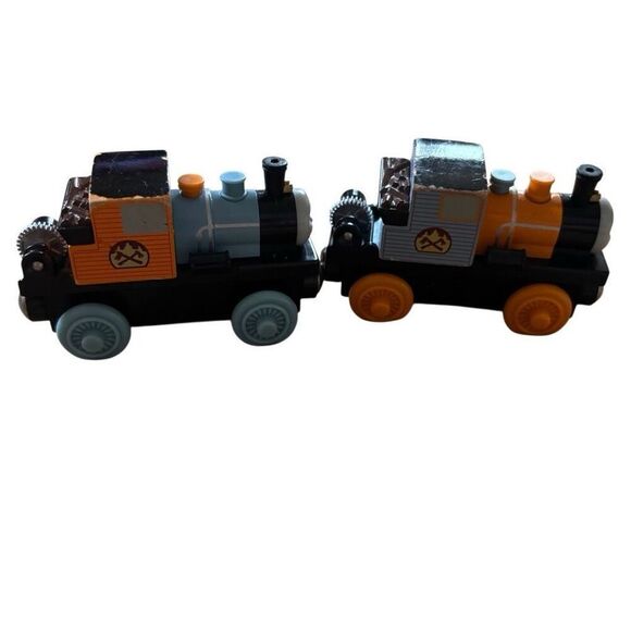 Thomas & Friends Wooden Railroad Bash & Dash - Picture 1 of 9